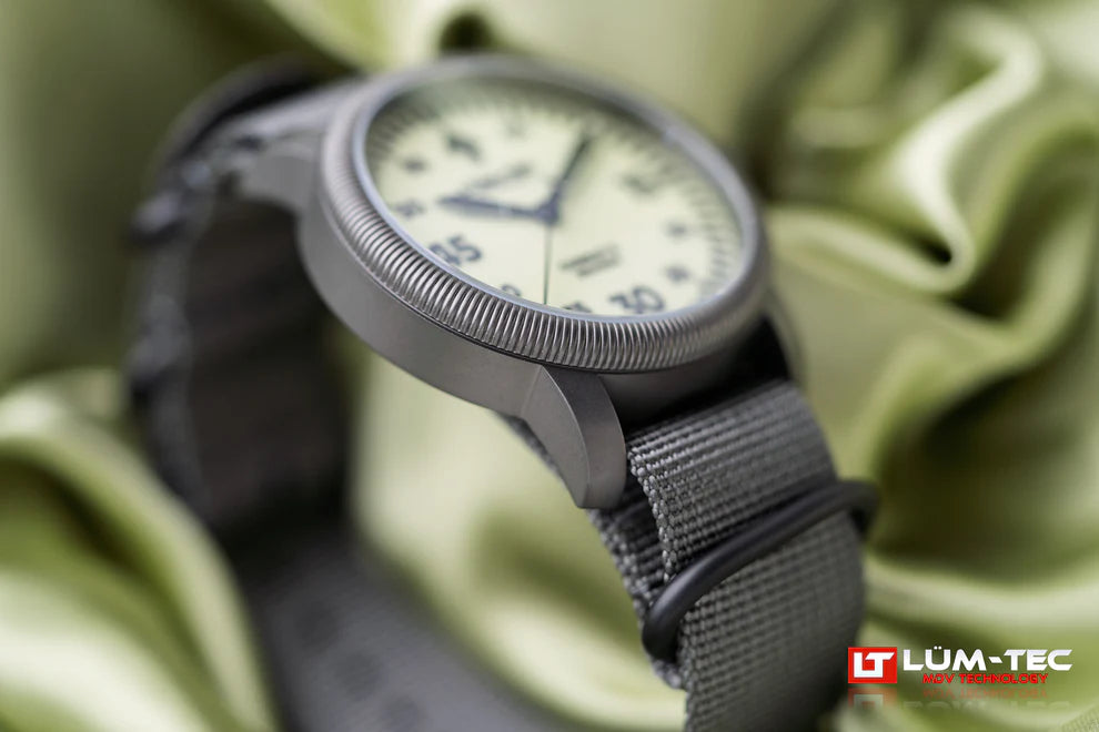 LUM-TEC Combat B72 Automatic