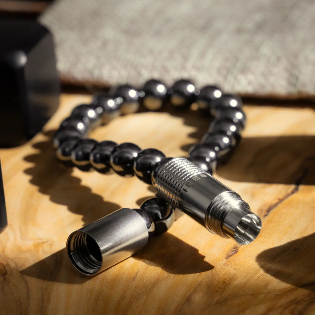 LES FINES LAMES - PUNCH BRACELET - Hematite Elastic