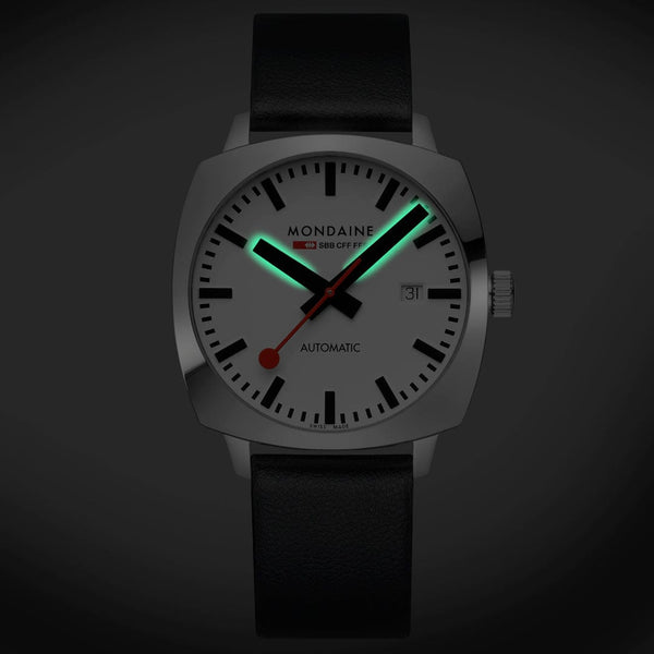 MONDAINE Cushion Automatic 39 mm, Black Vegan Leather MSL.3961B.LBV