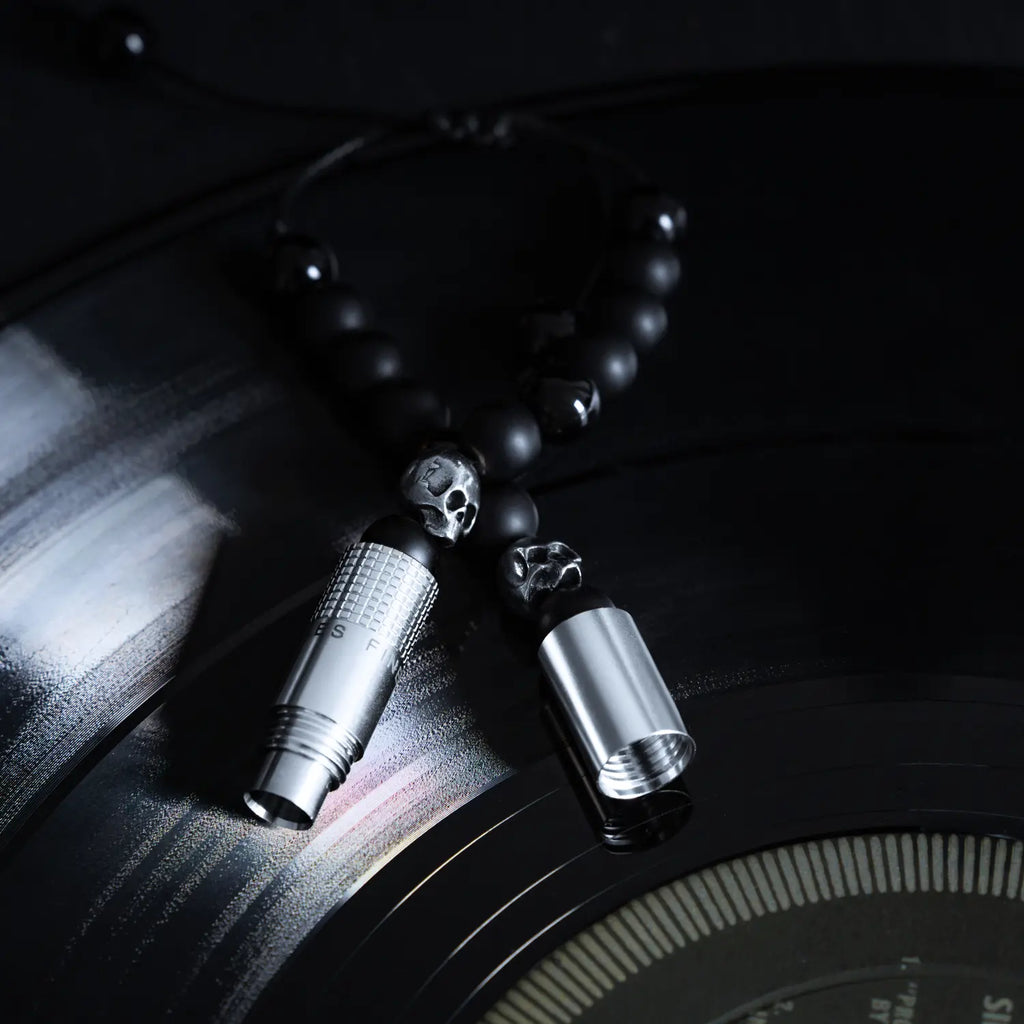 LES FINES LAMES - PUNCH BRACELET - Oscuro Matte Skull I Elastic