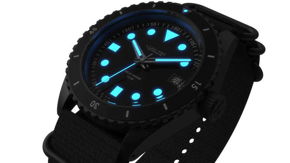 LUM-TEC Solar Marine 6