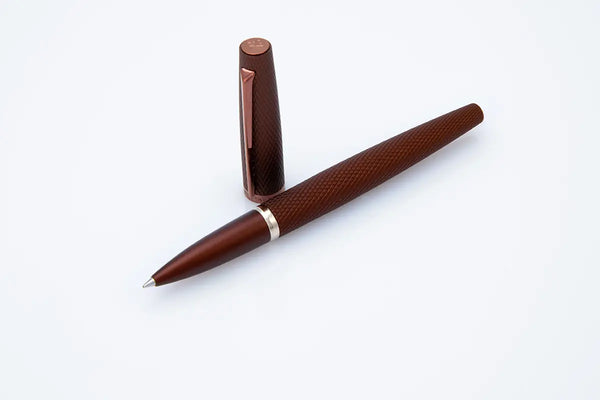 DIPLOMAT - Viper Guilloche Brown Roller Ball Pen D41303030