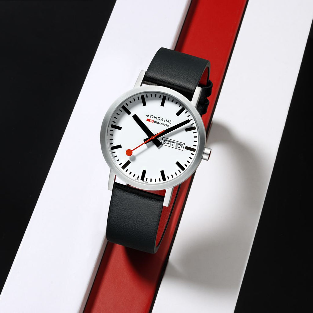 Mondaine Classic Watch 40 mm A667.30360.11SBBV