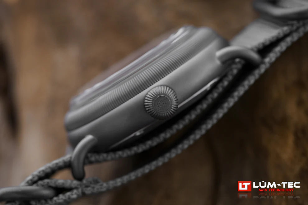 LUM-TEC Combat Field X5 Titanium 24H AUTOMATIC WATCH