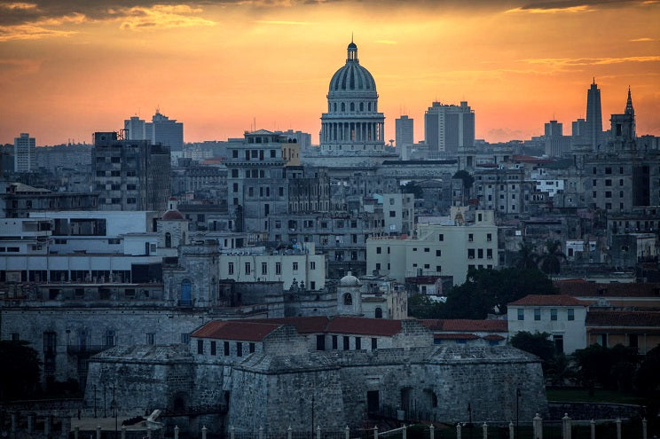 300 Reasons to Love H-----a Book by Heidi Hollinger