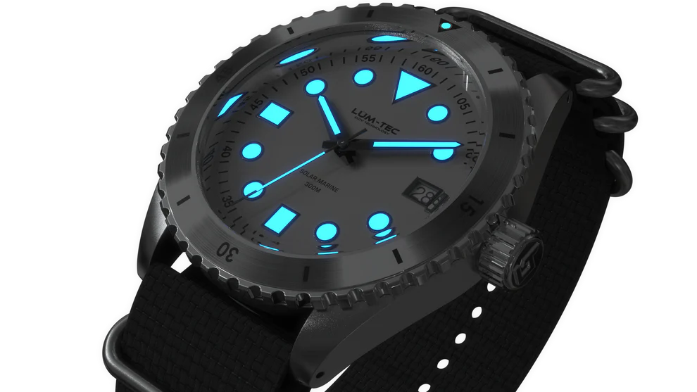 LUM-TEC Solar Marine 9