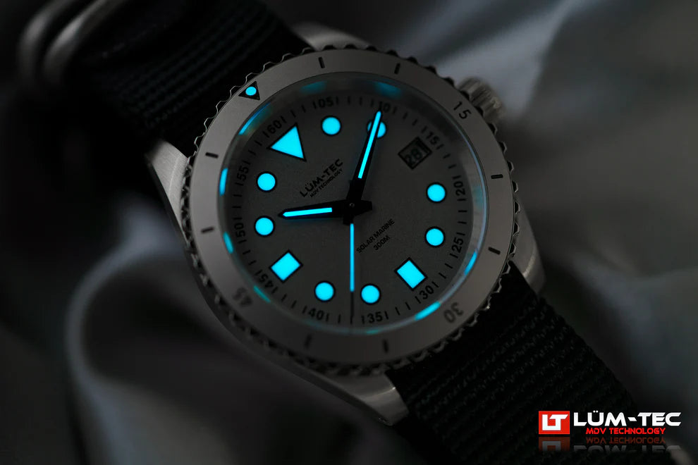 LUM-TEC Solar Marine 9