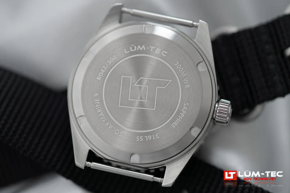 LUM-TEC Solar Marine 9