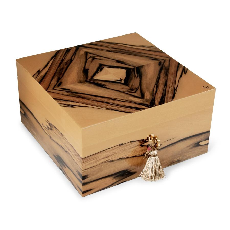 Elie Bleu Royal Ebony Wood Humidor for 75 cigars NO15EBR075S